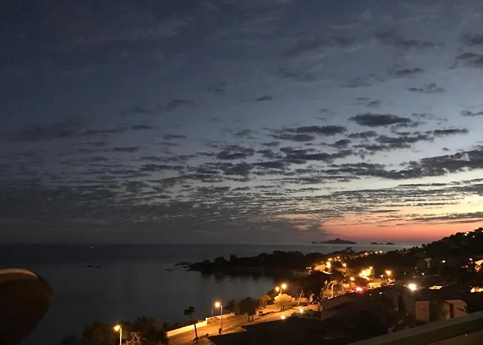 Appartement Superbe T2 Vue Magnifique Sanguinaires à 50m De La Ajaccio (Corsica)